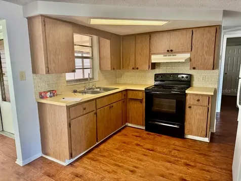 9617 Lake Chrise Lane Port Richey FL 34668