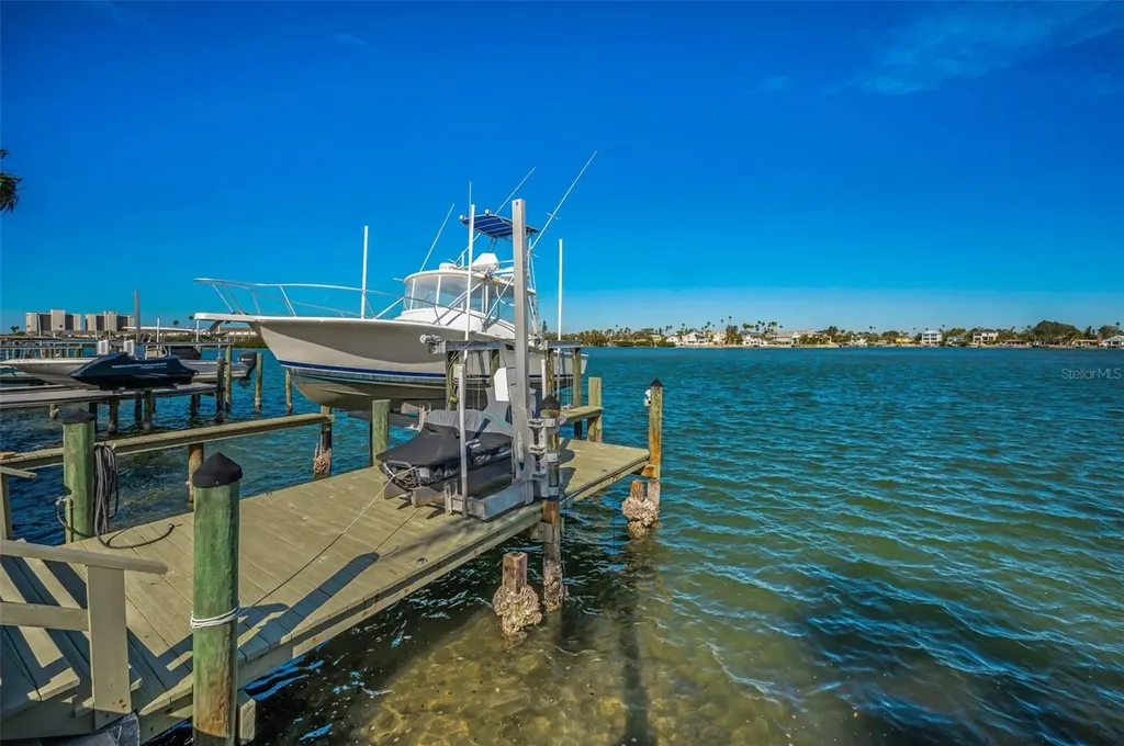 366 La Hacienda Drive Indian Rocks Beach FL 33785