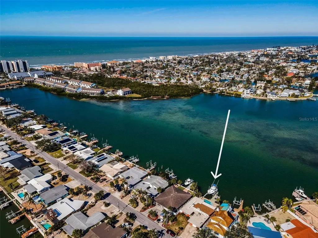 366 La Hacienda Drive Indian Rocks Beach FL 33785
