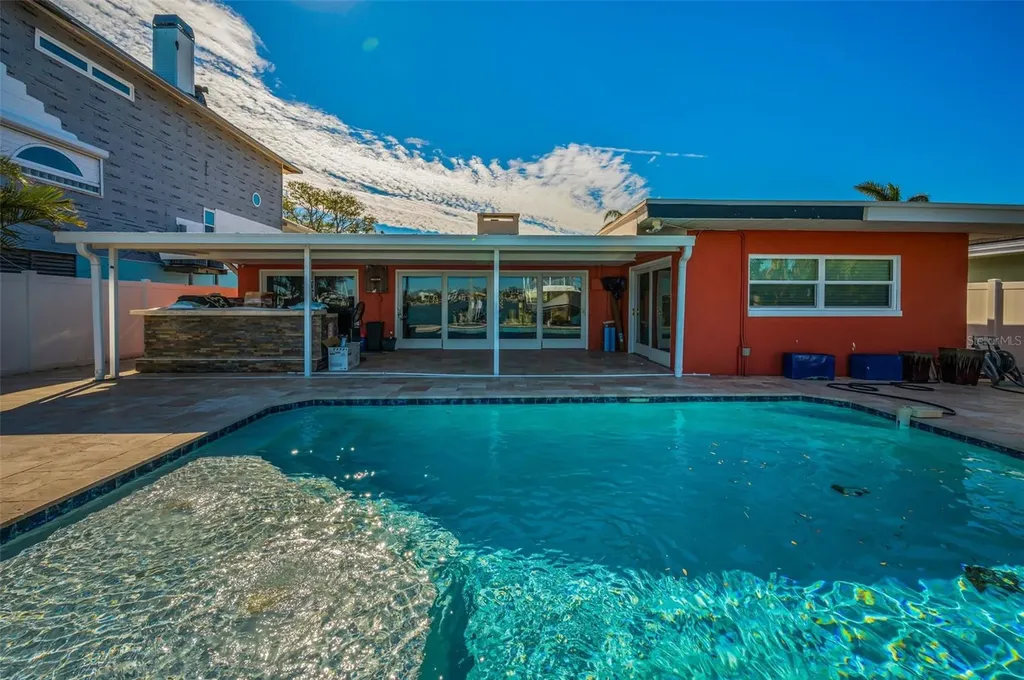 366 La Hacienda Drive Indian Rocks Beach FL 33785