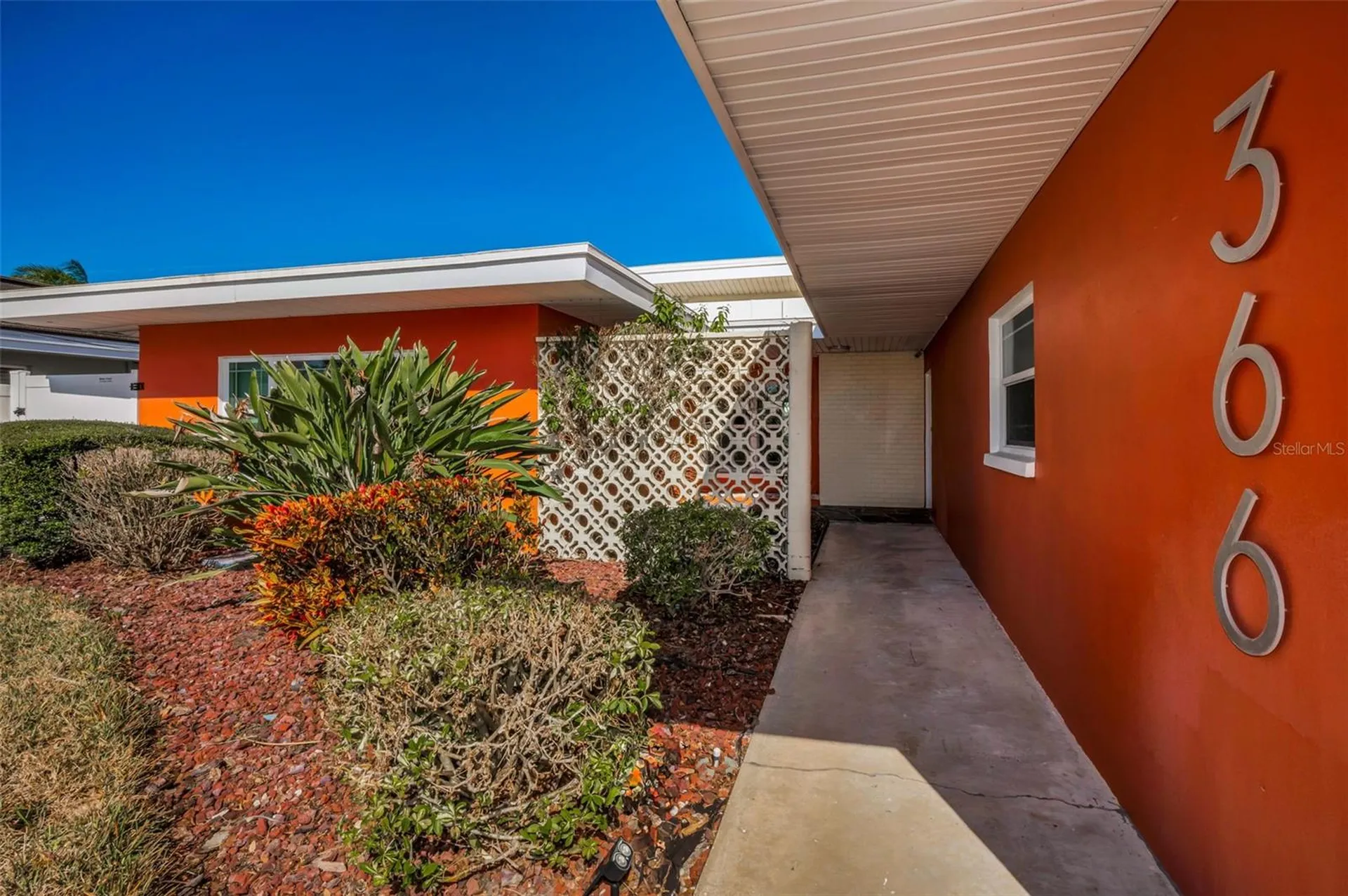 366 La Hacienda Drive Indian Rocks Beach FL 33785