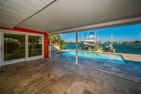366 La Hacienda Drive Indian Rocks Beach FL 33785