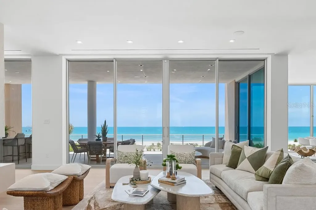 6489 Gulfside Road Longboat Key FL 34228