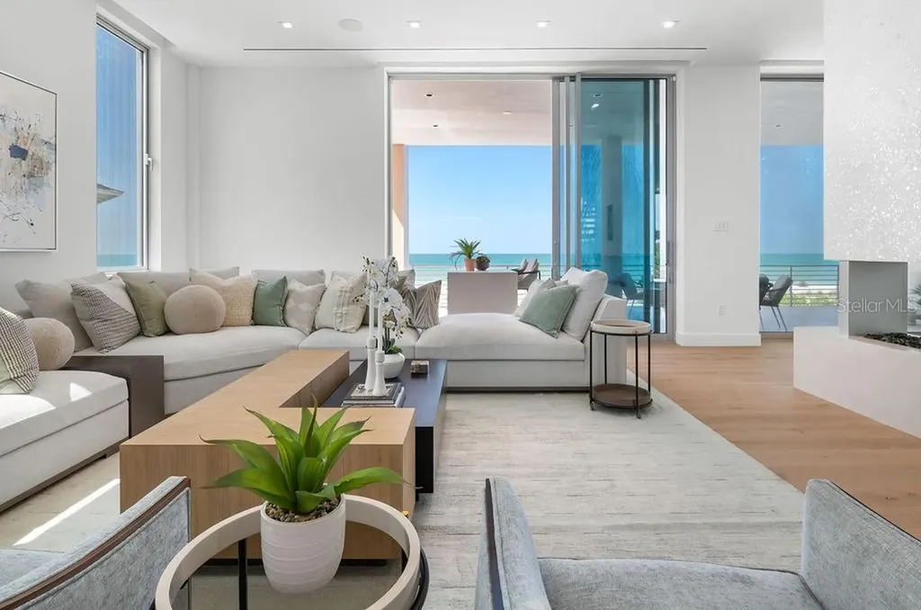 6489 Gulfside Road Longboat Key FL 34228