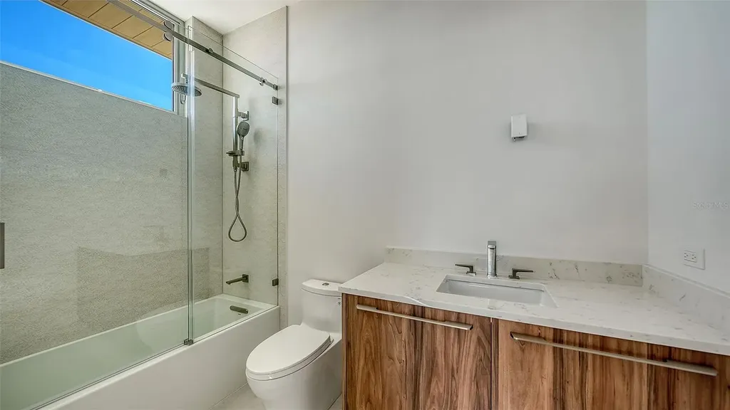 6489 Gulfside Road Longboat Key FL 34228