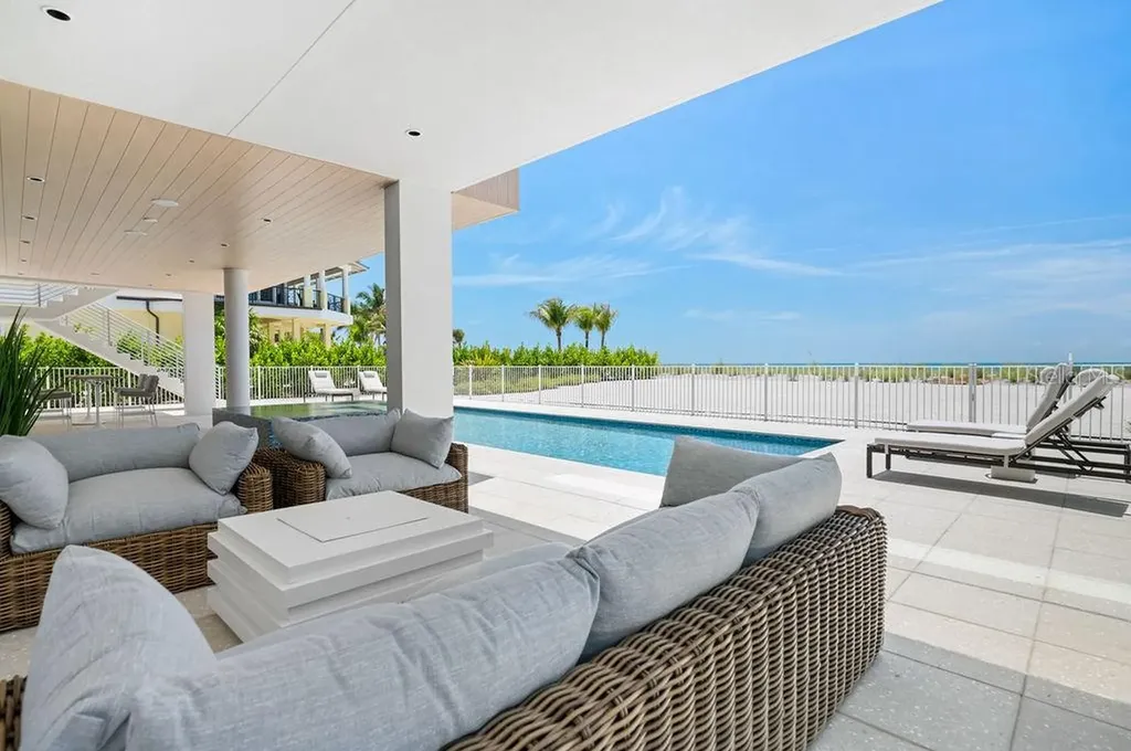 6489 Gulfside Road Longboat Key FL 34228