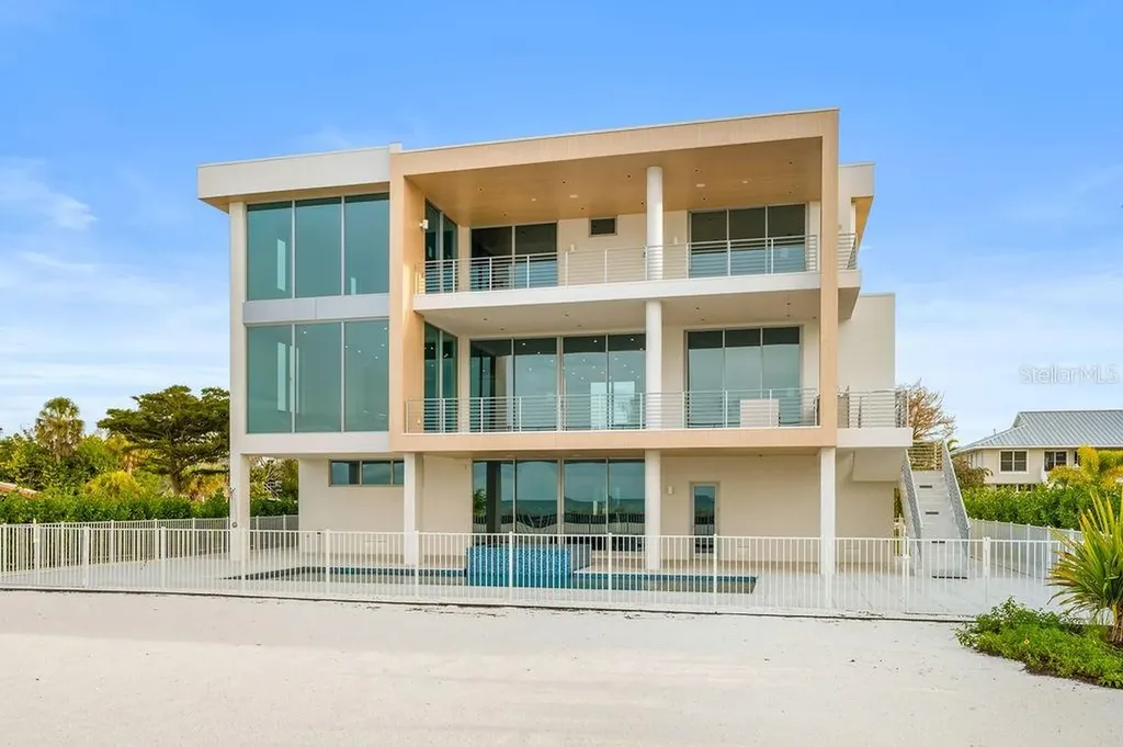 6489 Gulfside Road Longboat Key FL 34228