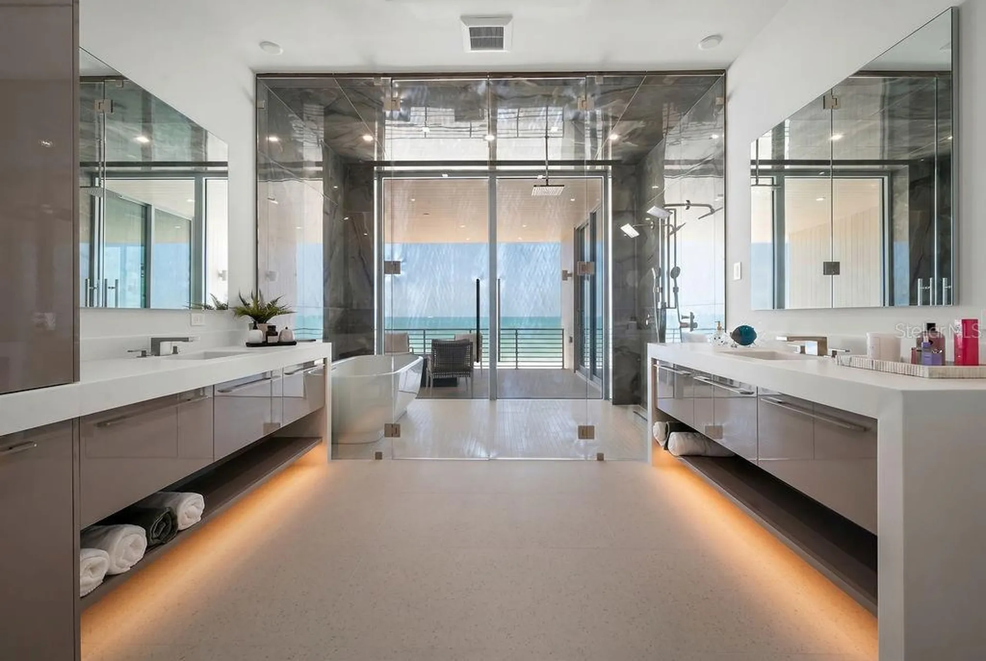 6489 Gulfside Road Longboat Key FL 34228