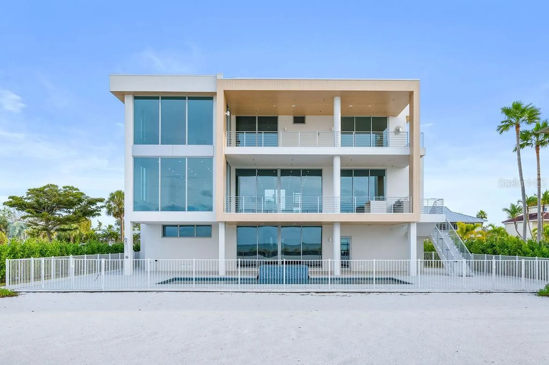 6489 Gulfside Road Longboat Key FL 34228
