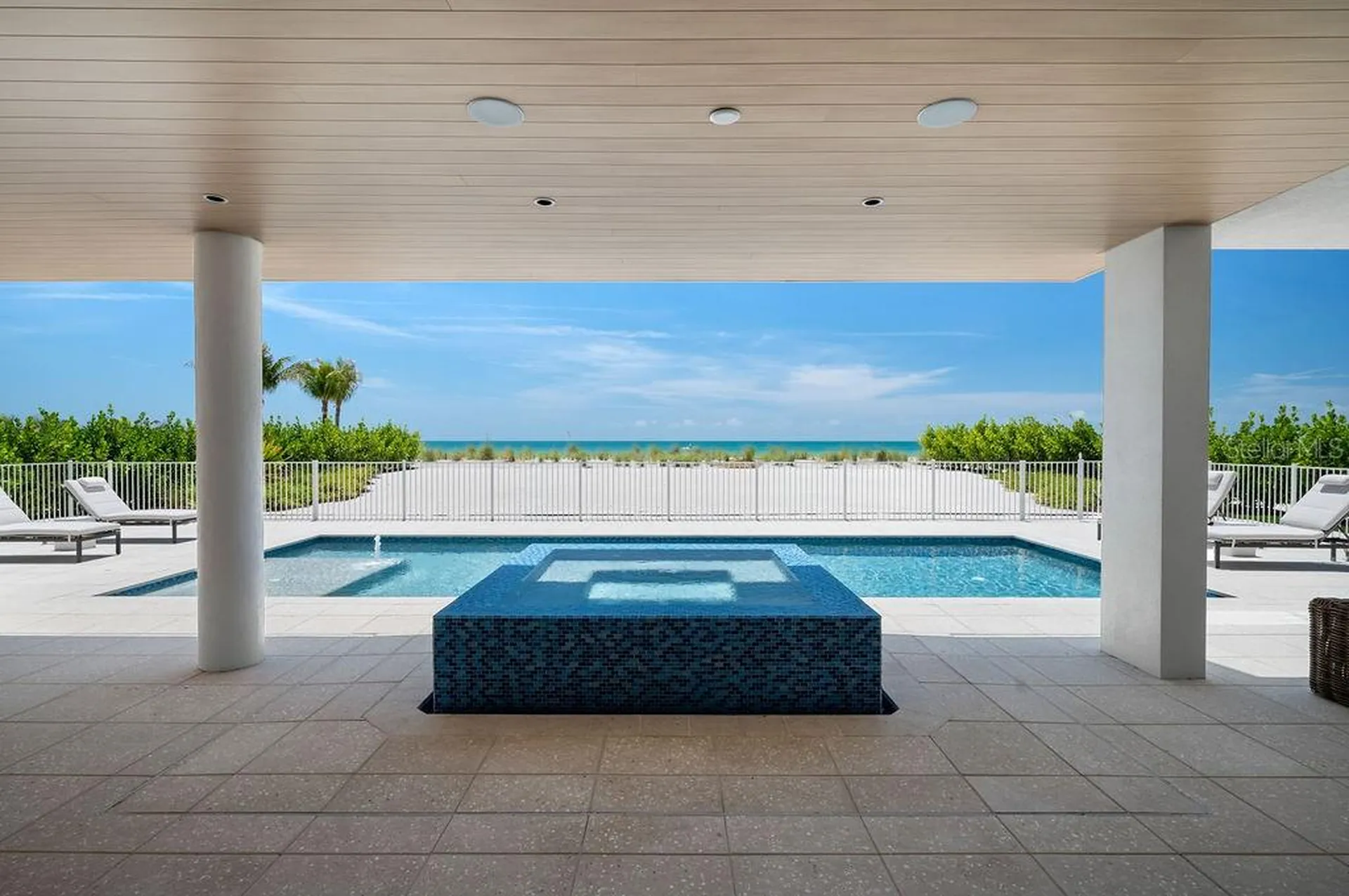 6489 Gulfside Road Longboat Key FL 34228
