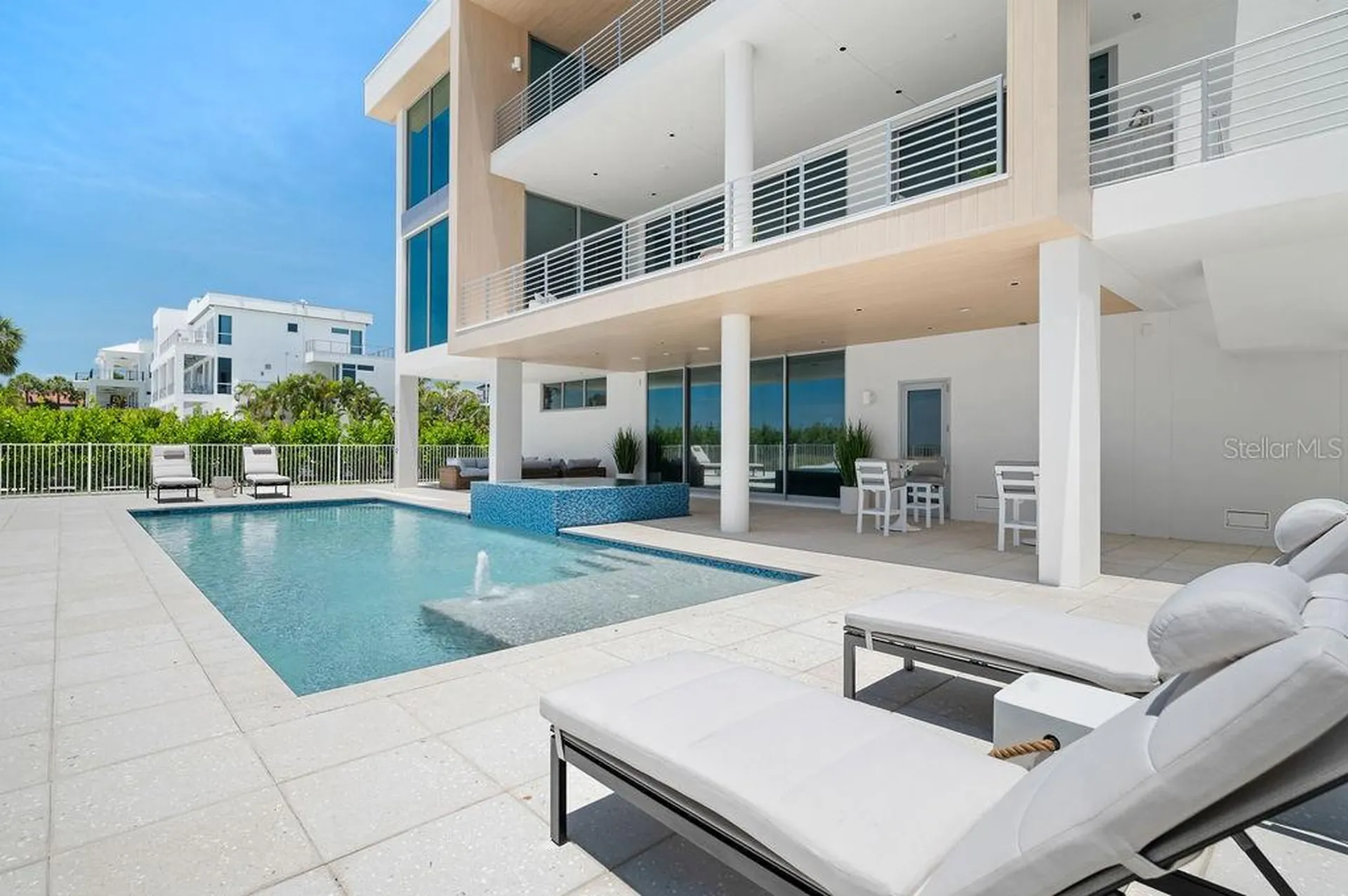 6489 Gulfside Road Longboat Key FL 34228