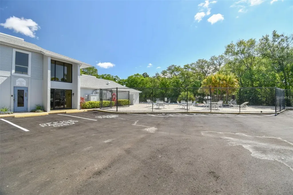 4131 Dolphin Drive Tampa FL 33617