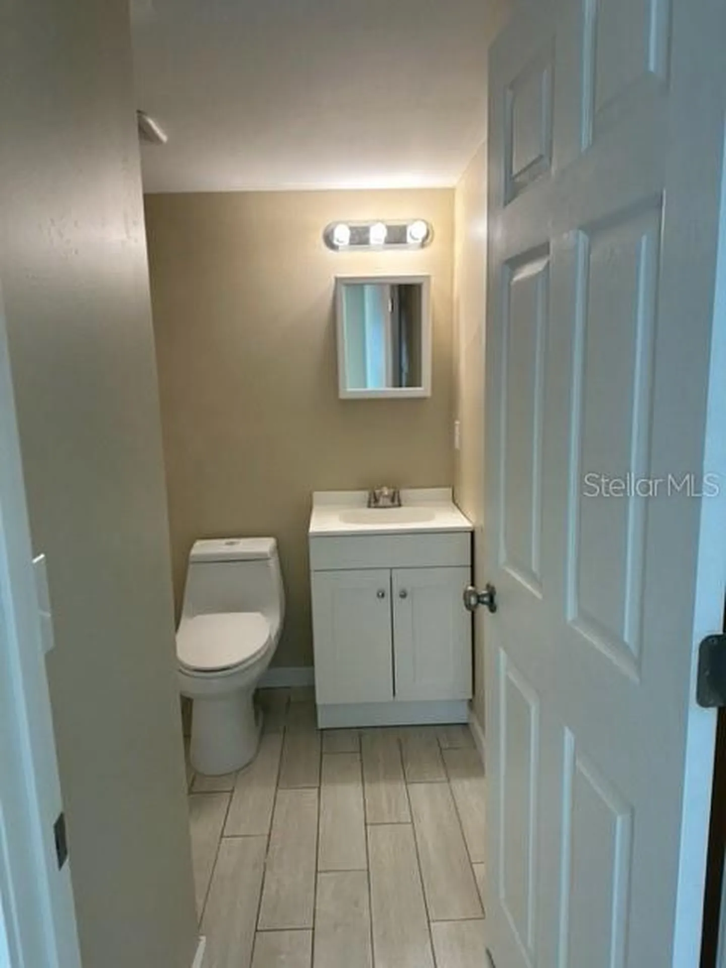 4131 Dolphin Drive Tampa FL 33617