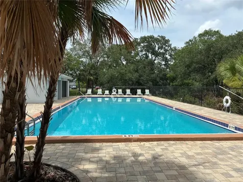 4131 Dolphin Drive Tampa FL 33617