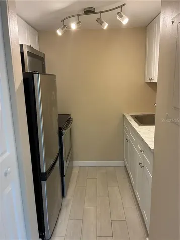 4131 Dolphin Drive Tampa FL 33617