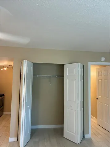 4131 Dolphin Drive Tampa FL 33617