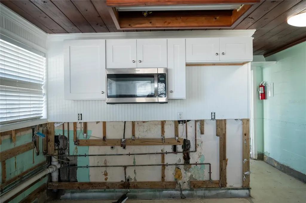 856 North Shore Drive Anna Maria FL 34216