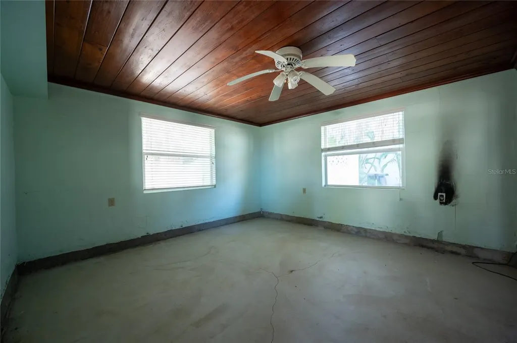 856 North Shore Drive Anna Maria FL 34216