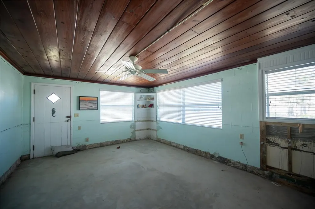 856 North Shore Drive Anna Maria FL 34216