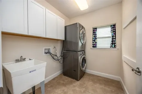 8216 NW 54th Street Gainesville FL 32653