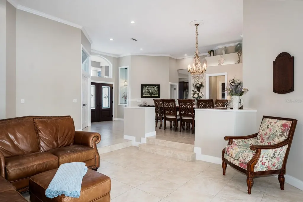 110 Deerpath Drive Oldsmar FL 34677