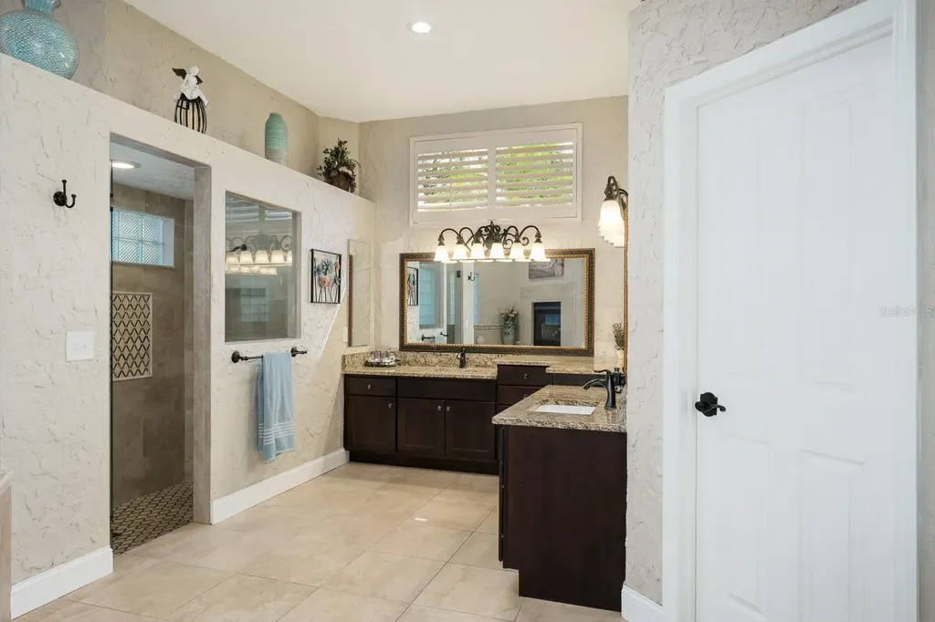 110 Deerpath Drive Oldsmar FL 34677