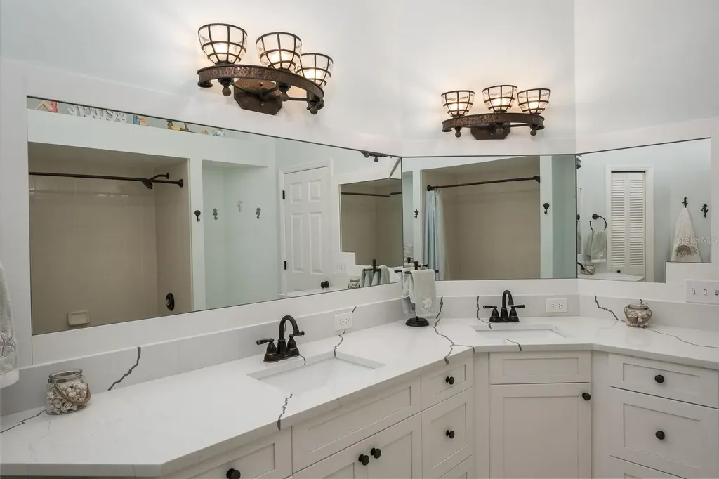 110 Deerpath Drive Oldsmar FL 34677