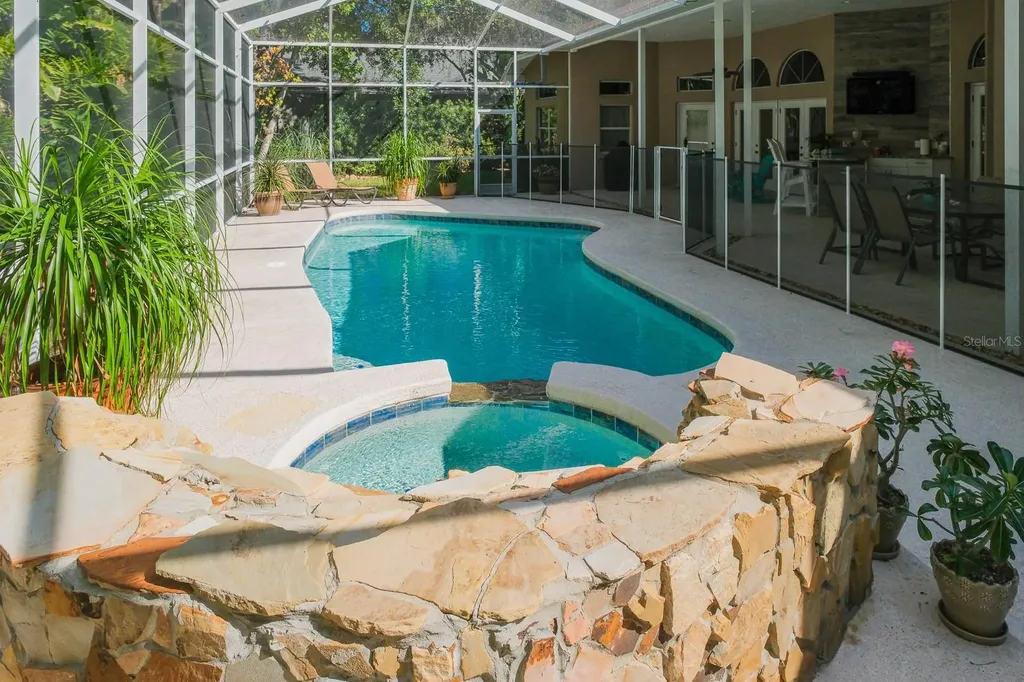 110 Deerpath Drive Oldsmar FL 34677