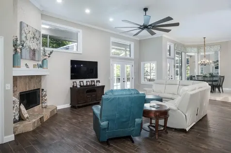 110 Deerpath Drive Oldsmar FL 34677
