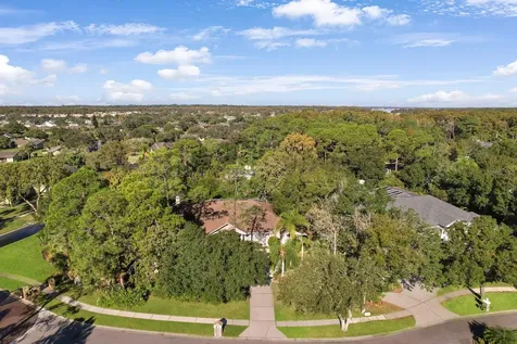 110 Deerpath Drive Oldsmar FL 34677