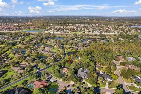 110 Deerpath Drive Oldsmar FL 34677