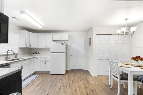 515 Walnut Street Auburndale FL 33823