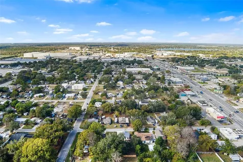 515 Walnut Street Auburndale FL 33823