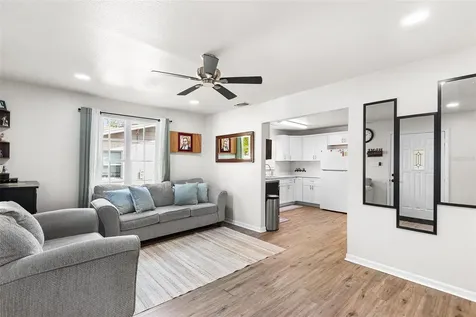 515 Walnut Street Auburndale FL 33823