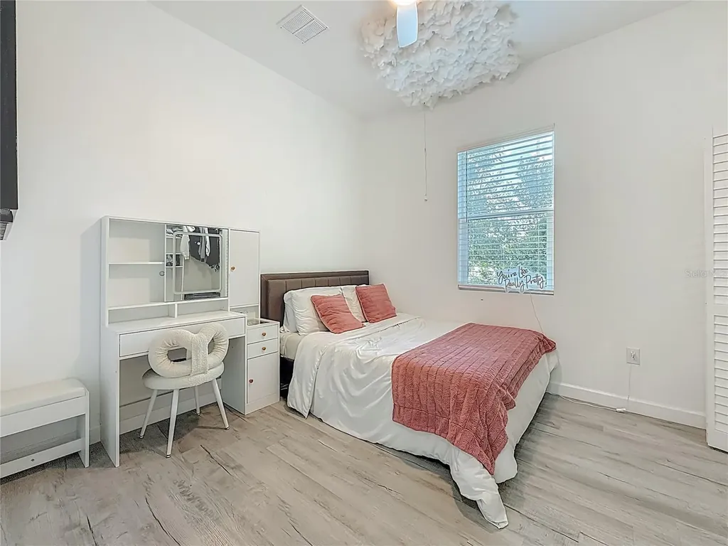 1306 E Lemon Street Tarpon Springs FL 34689