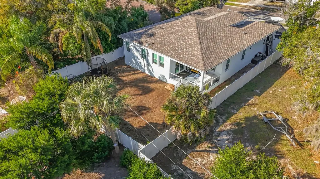 1306 E Lemon Street Tarpon Springs FL 34689