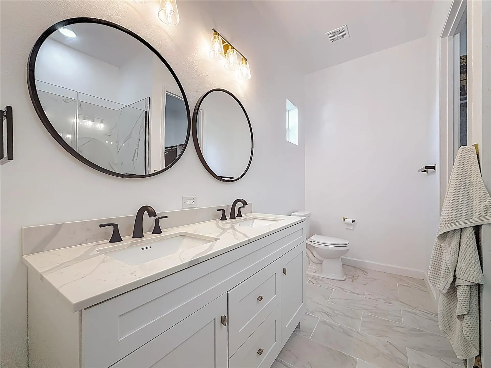 1306 E Lemon Street Tarpon Springs FL 34689