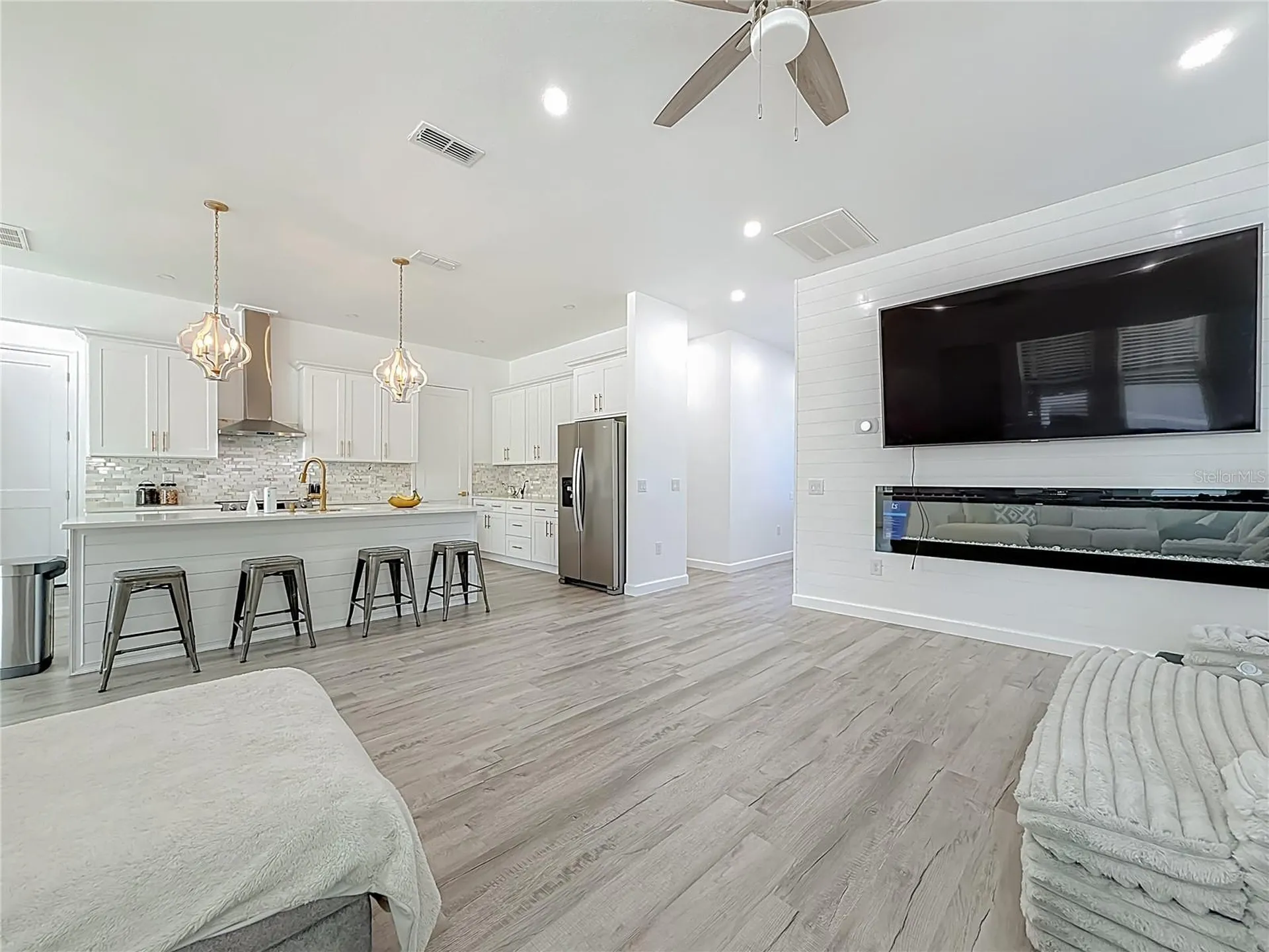 1306 E Lemon Street Tarpon Springs FL 34689