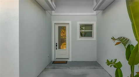 1306 E Lemon Street Tarpon Springs FL 34689
