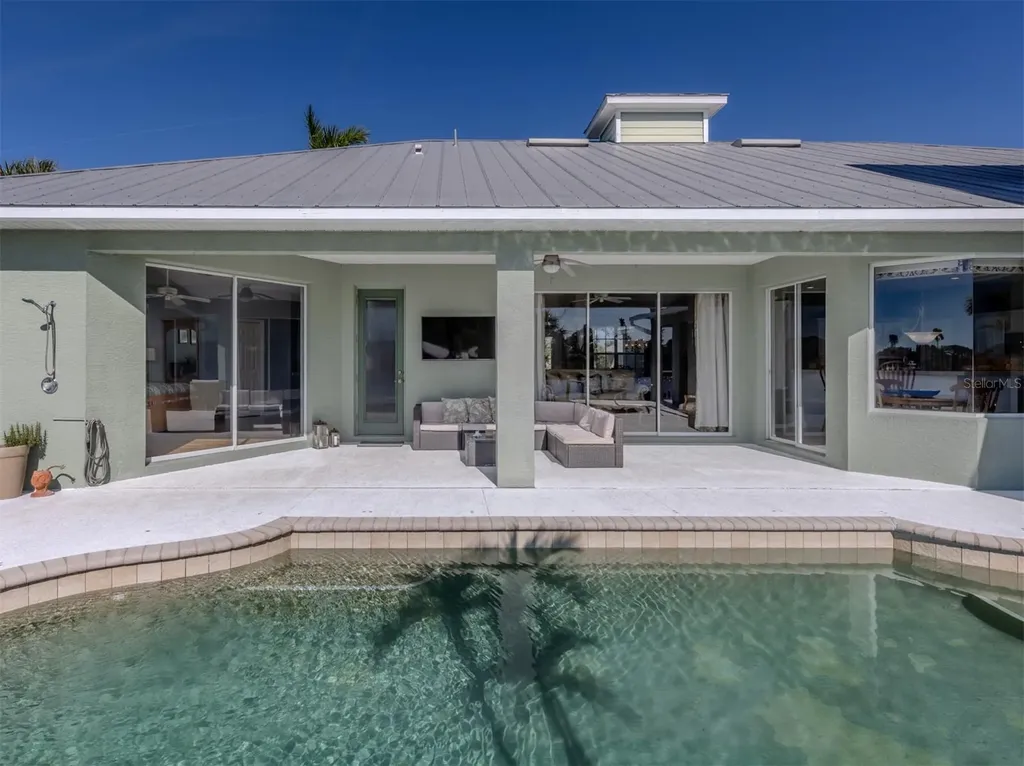 853 Hillcrest Drive Nokomis FL 34275