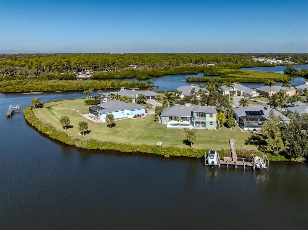 853 Hillcrest Drive Nokomis FL 34275