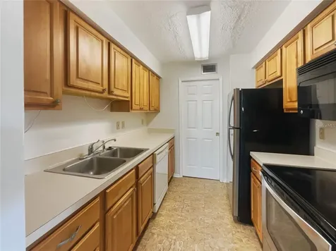 524 Orange Drive Altamonte Springs FL 32701