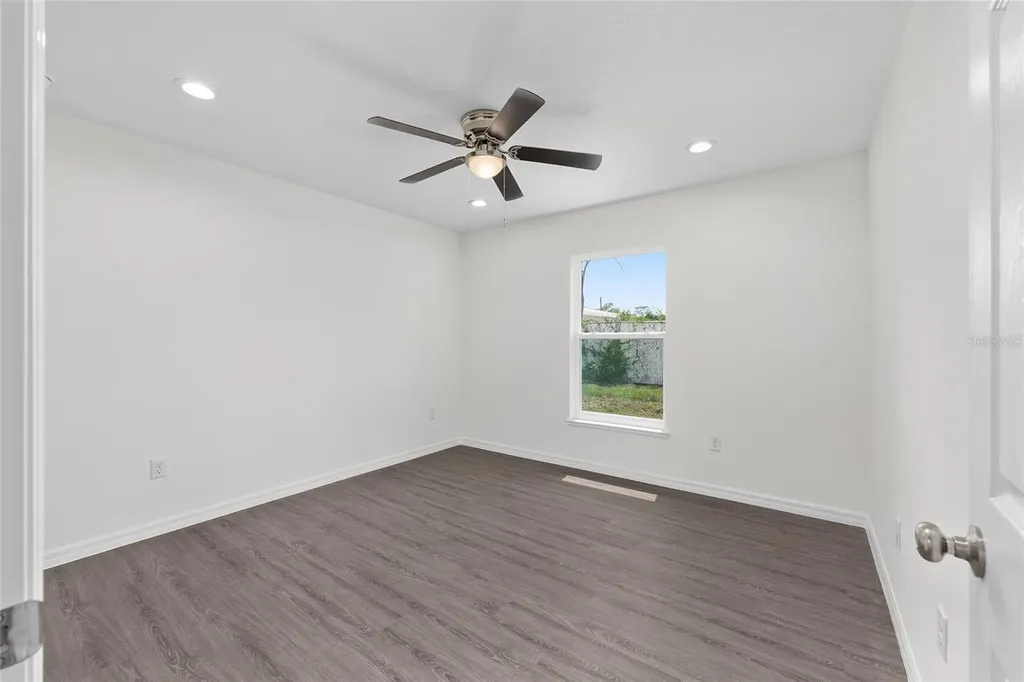 654 NE 130th Court Silver Springs FL 34488
