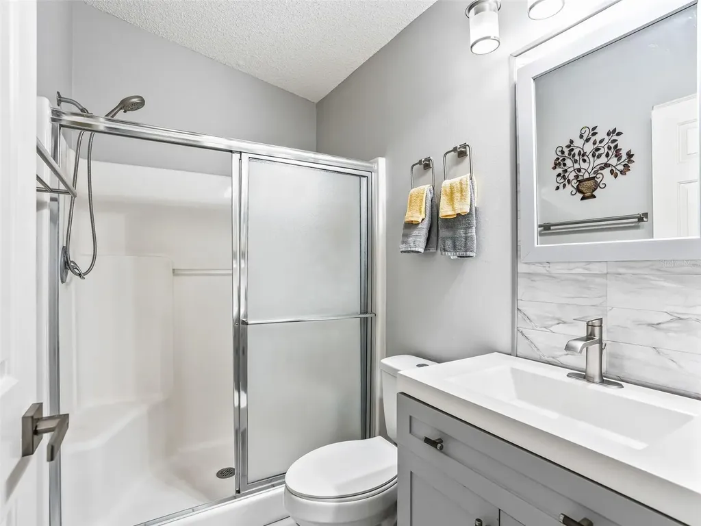 444 Hildalgo Drive The Villages FL 32159