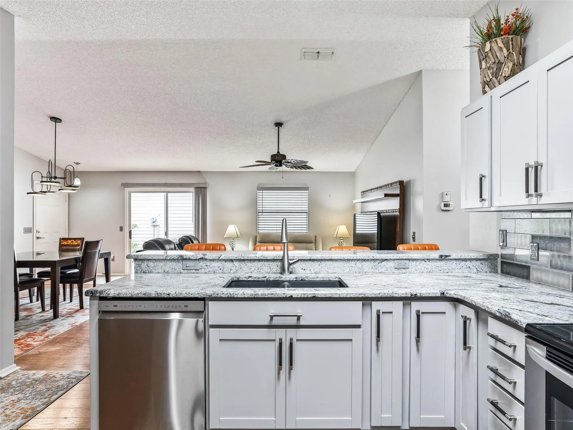 444 Hildalgo Drive The Villages FL 32159