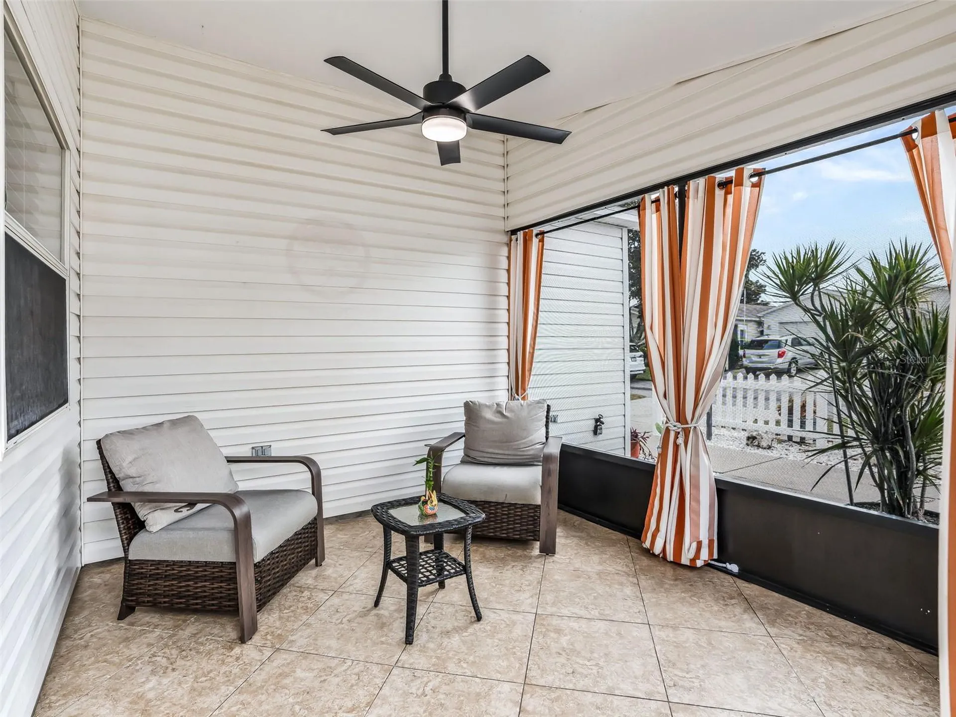444 Hildalgo Drive The Villages FL 32159