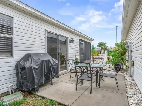 444 Hildalgo Drive The Villages FL 32159
