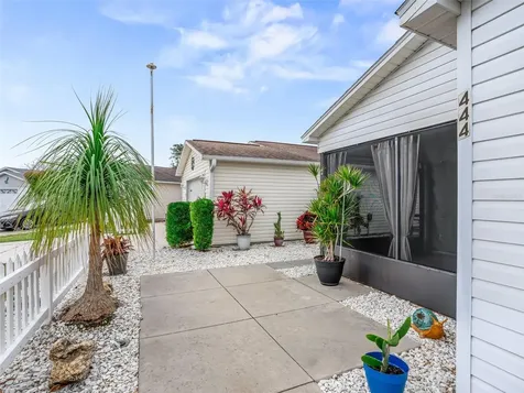 444 Hildalgo Drive The Villages FL 32159