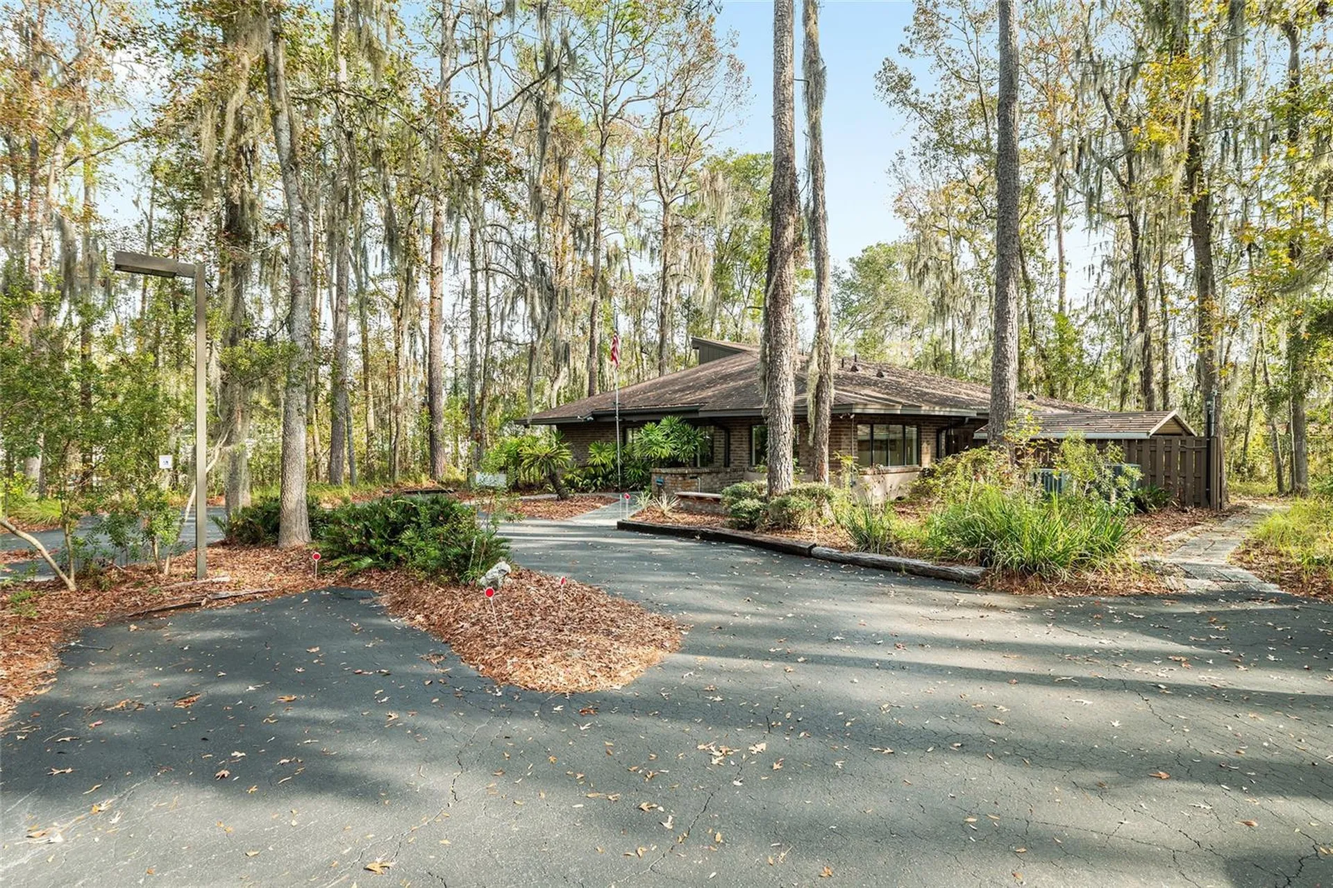 2750 SE 17th Street Ocala FL 34471