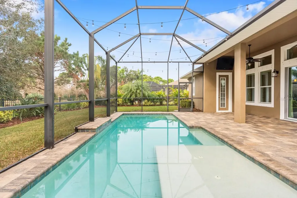 6809 Scenic Drive Apollo Beach FL 33572